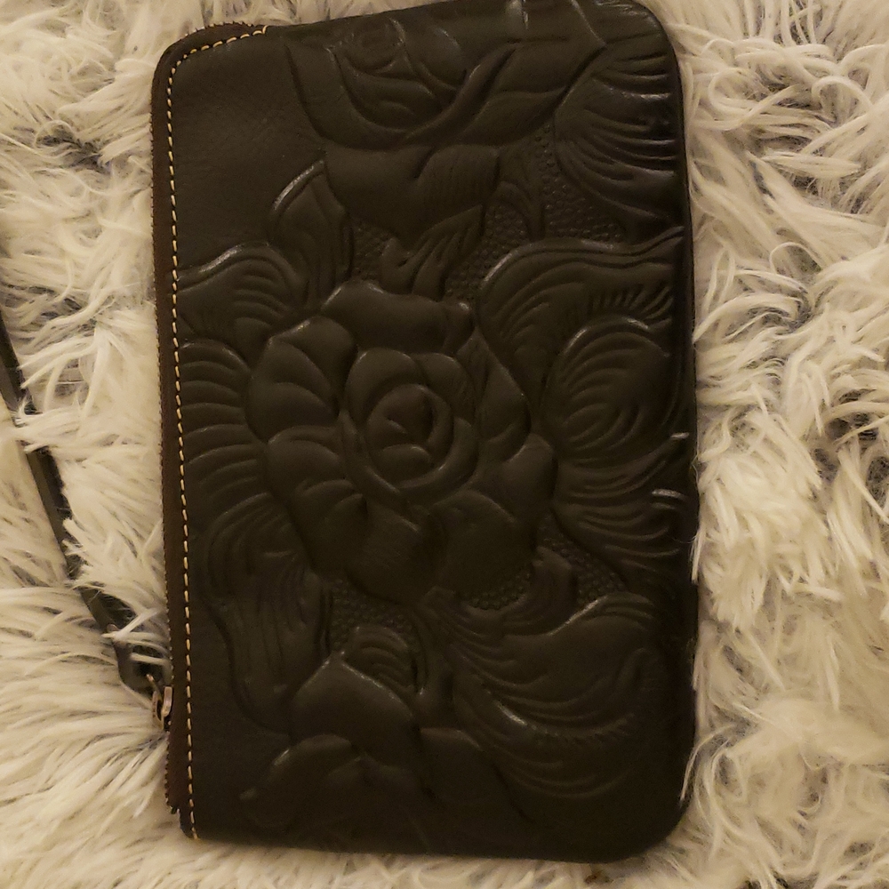 Purse - Picture 3 of 3